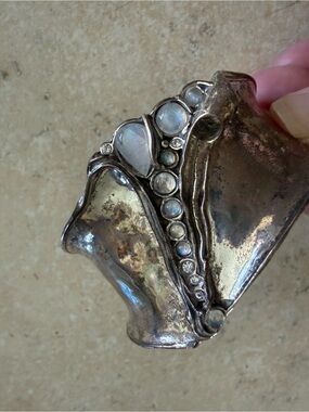 Porans Sterling silver/Mother of Pearl cuff